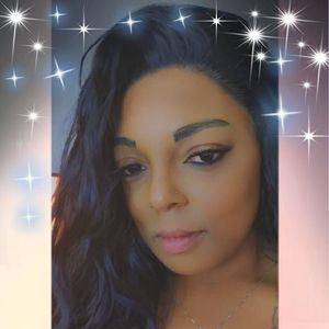 Meet your Posher, Briana